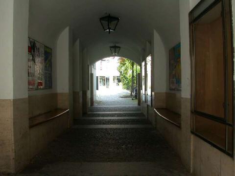 DEG-017
